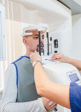 Nowoczesna tomografia komputerowa 3D z funkcjapantomografu i z cefalostatem